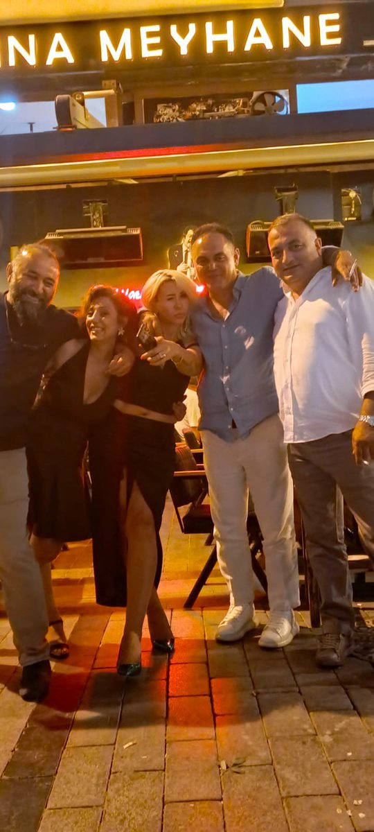 ebruverona's tweet photo. Bir kanka olmalı insanın #Sulocanla https://t.co/uFYyAI7SDx