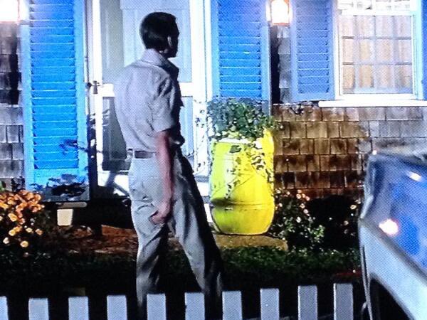 jawscast75's tweet photo. JAWS 2 HIDDEN TREASURE 😍

On Brody’s front step there's a bright yellow flower planter. 

Look familiar?

It's one of Quint’s barrels from the Orca! https://t.co/0M7C3om4Uc