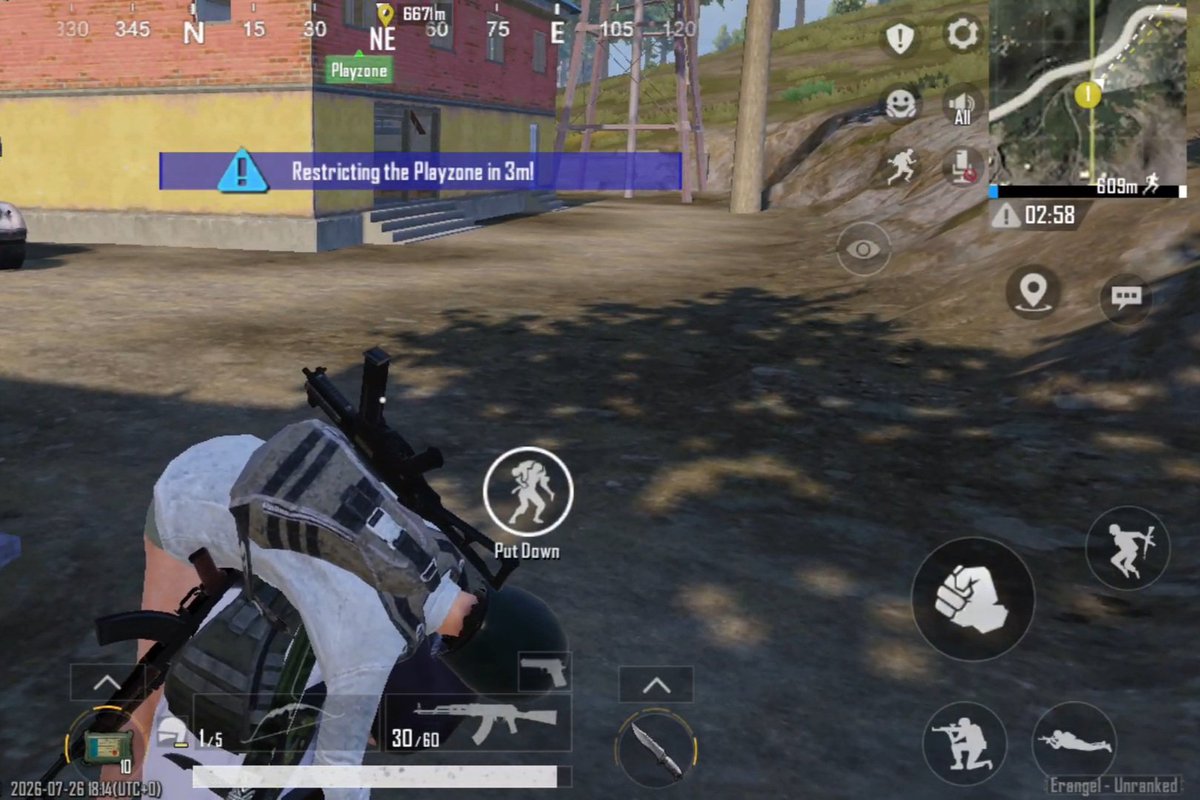 sLOburro's tweet photo. @PUBGMOBILE_NA_ @SamsungMobileUS #PUBGMOBILE
#SpidermanBrandNewDay
#GalaxyZFold8

I carried my enemy to use as a shield. https://t.co/eNEq5wHPnD