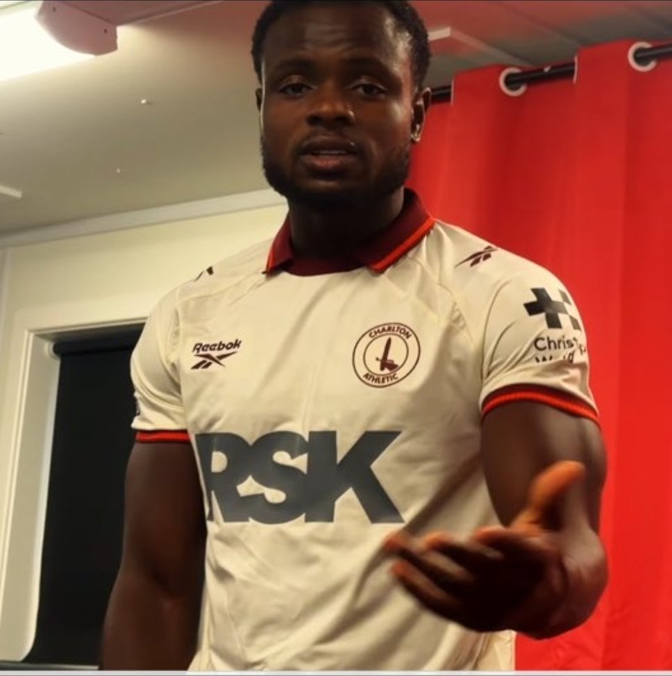 MarkCAFC1905's tweet photo. NEW KITS 😍

Here's the away and 3rd shirt which as been leaked by our new signing 😂

#cafc https://t.co/u2ylCw85ih