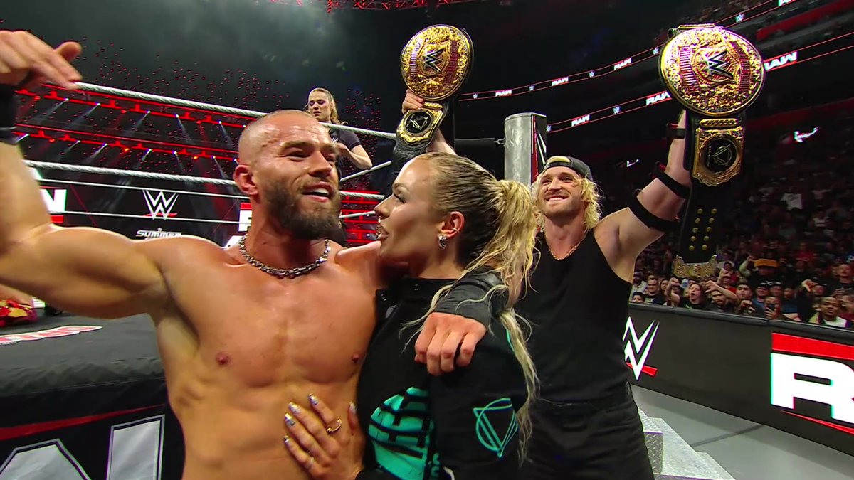 MaxxineDupriCom's tweet photo. HQ #WWERAW Screencaptures: https://t.co/O6mKTU7Keo

#MaxxineDupri #TheVision #WWE 

@maxxinedupri https://t.co/2xig0xCm4y