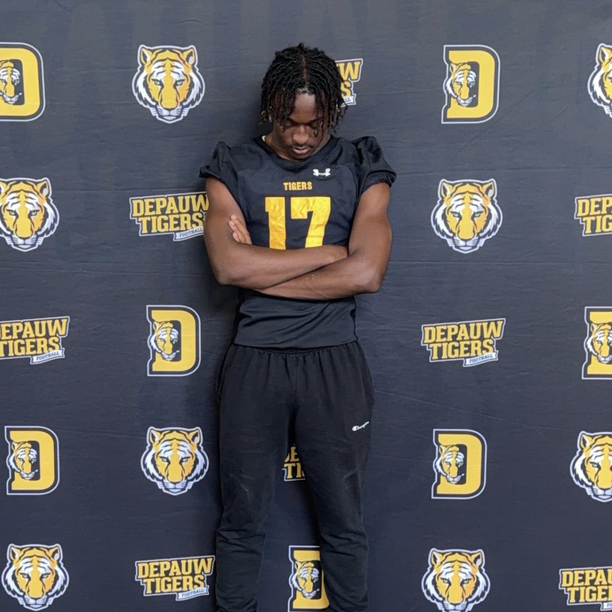 Markmlgjr's tweet photo. Amazing visit with @DePauwTigersFB today!  Thank you @qbdietz @CoachDarden_ and  @CoachDHyatt for taking time to walk me through what it means to be a tiger! Can’t wait to be back.

@FootballAndrean @PrepRedzoneIN @A1_coach @widereceivermag @sixstarfootball @IndianaPreps https://t.co/k1m3eW7kKO