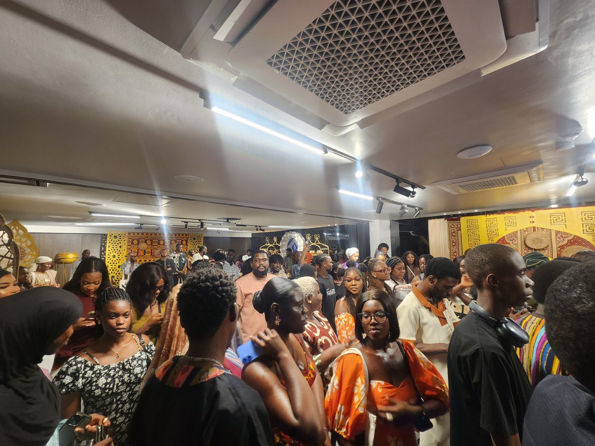 maisonyusif's tweet photo. Our favorite part of the history we made last night was that you were part of it! Thank you once again for the support!🤍 

THE BEAST is now available worldwide! 🌎 

#MaisonYusif 🇬🇭 https://t.co/aIMhwpw133