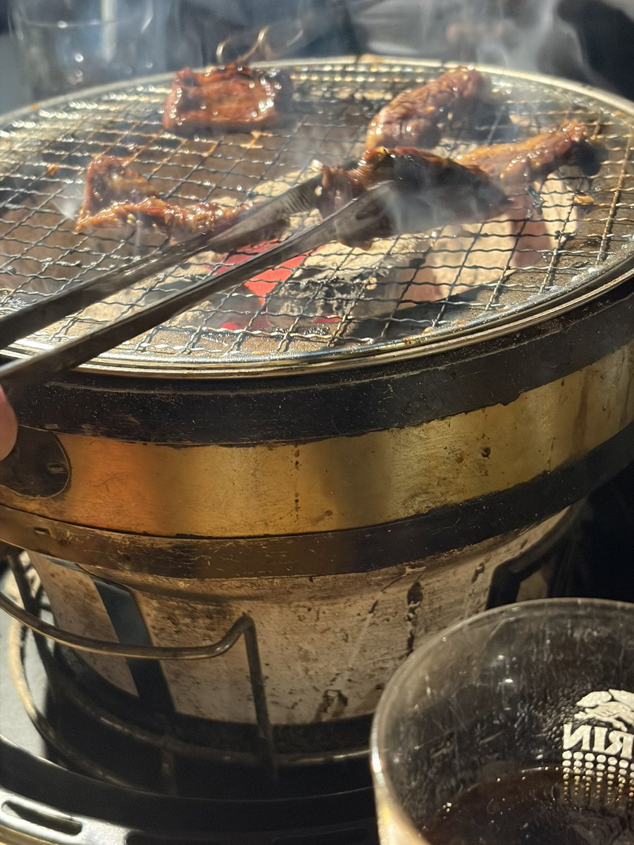 inuoni13ru's tweet photo. 昨日は友達と焼肉行ってきた！
バカ楽しかった〜！！ https://t.co/y9LqekYeAc