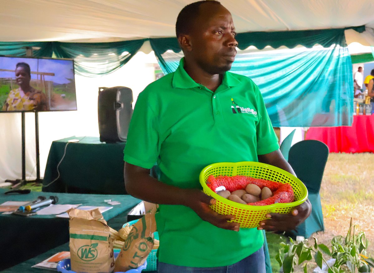 HoReCo_Rw's tweet photo. On Day 4 of #RwandaAgriShow2026, #HoReCo continues to showcase innovative initiatives and projects advancing modern, market-oriented agriculture.

Today, we welcomed farmers and visitors to our stand, where they explored how technology and innovation are transforming Rwanda’s agriculture. Building on yesterday’s discussion with #RBA, we highlighted the role of young agricultural professionals in demonstrating that potato production can succeed beyond traditional growing areas.

Visitors learned how HoReCo transformed the 50 hectares allocated by the Government of Rwanda in Kinigi Sector, Musanze District, into a thriving seed potato production hub. Through the Potato Seed Production Project (#PSPP), HoReCo produces and distributes certified, high-quality seed potatoes across Rwanda, including Nyagatare, Kirehe, and Ngoma districts.

Visit the #HoReCo exhibition stand at #RwandaAgriShow2026 and discover how innovation is shaping the future of agriculture.