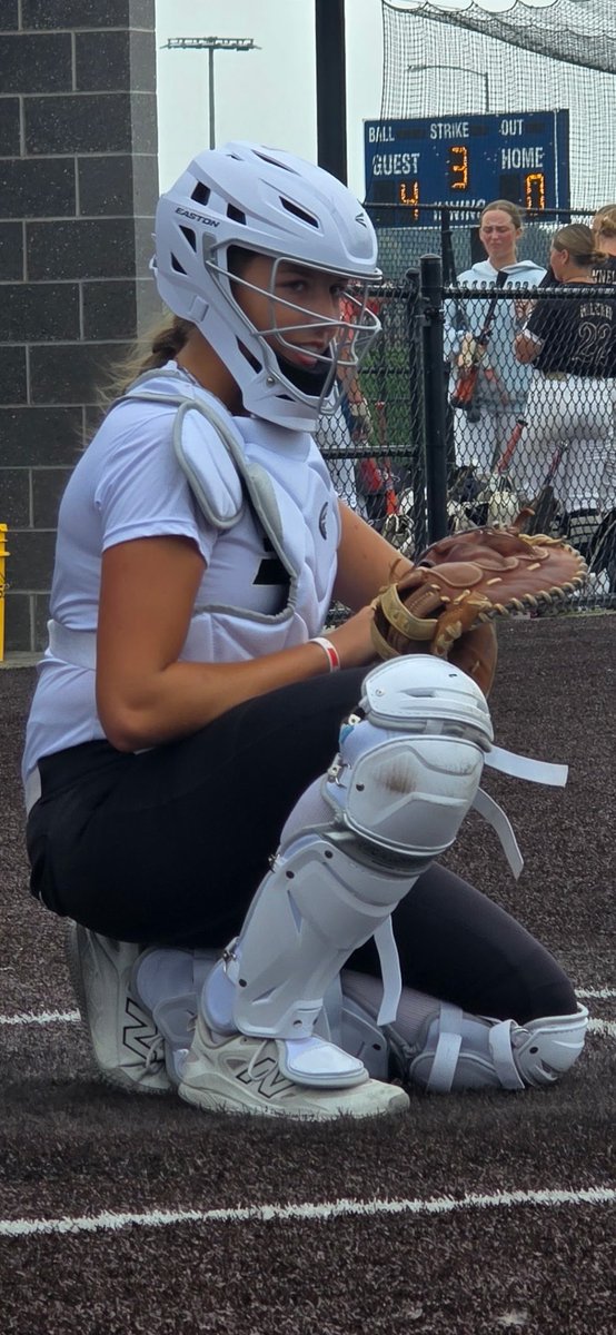eva_bane2029's tweet photo. Wrapped up our final season as @DC_Monarchs in Sioux Falls. Finished 6-1 taking second place &amp; 41-21 on the season.  Tried something new and got some time behind the plate! 

Looking forward to the HS season with @PCSoftball3 @lindsey_dee_dee https://t.co/iulWrJwxkM
