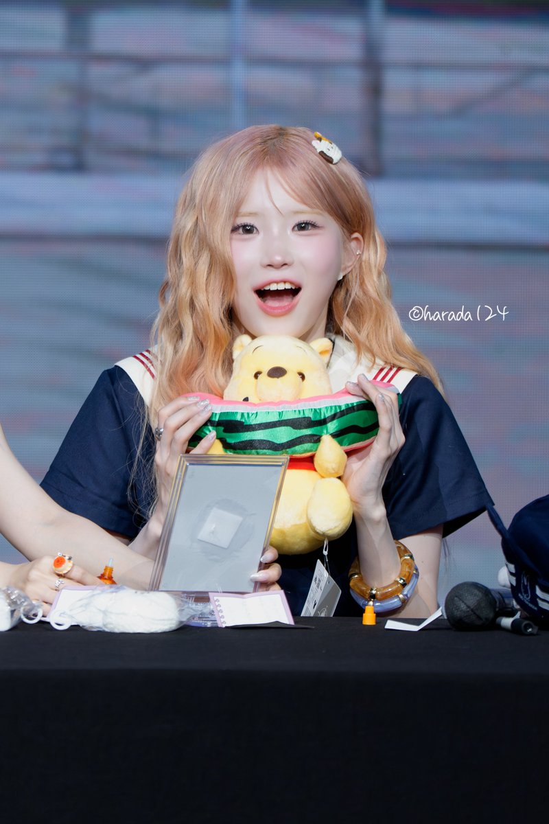 harada9_29's tweet photo. 260726 fromis_9 JumpUp fan sign

🍉

#fromis_9 #프로미스나인
#송하영 #하영
#SONGHAYOUNG https://t.co/vSxN0xydnH