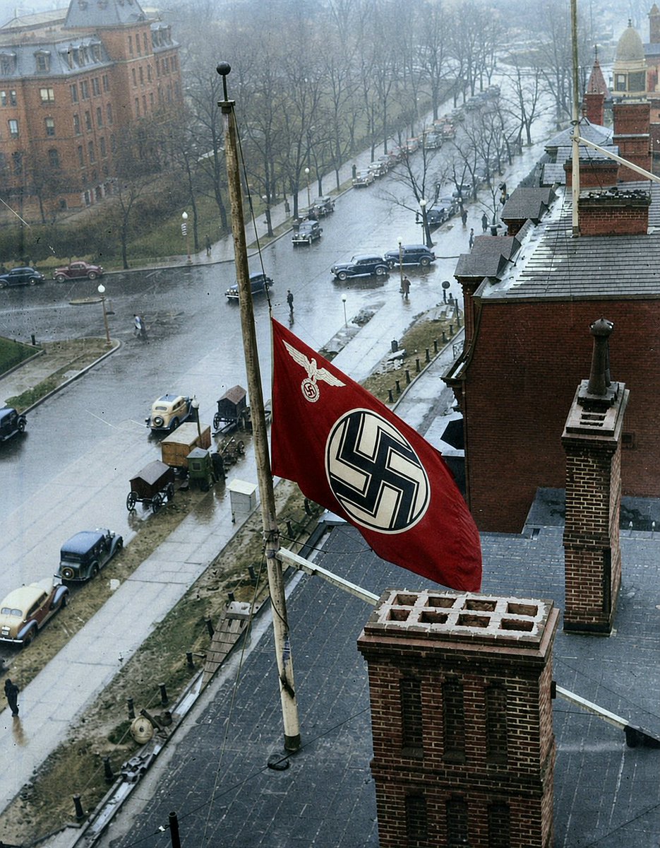 NickAtDolfy's tweet photo. The German Embassy in Washington, D.C., during official mourning.

February 1939 https://t.co/6rL6EHqYAw