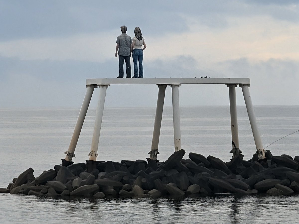 HighSpeed_H's tweet photo. After visiting family locally, I took the chance to see #TheCouple in the bay at Newbiggen-by-the-Sea. 
I had to double check I hadn’t taken a shot of figures on someone’s model railway layout? https://t.co/uS4rBS4osa