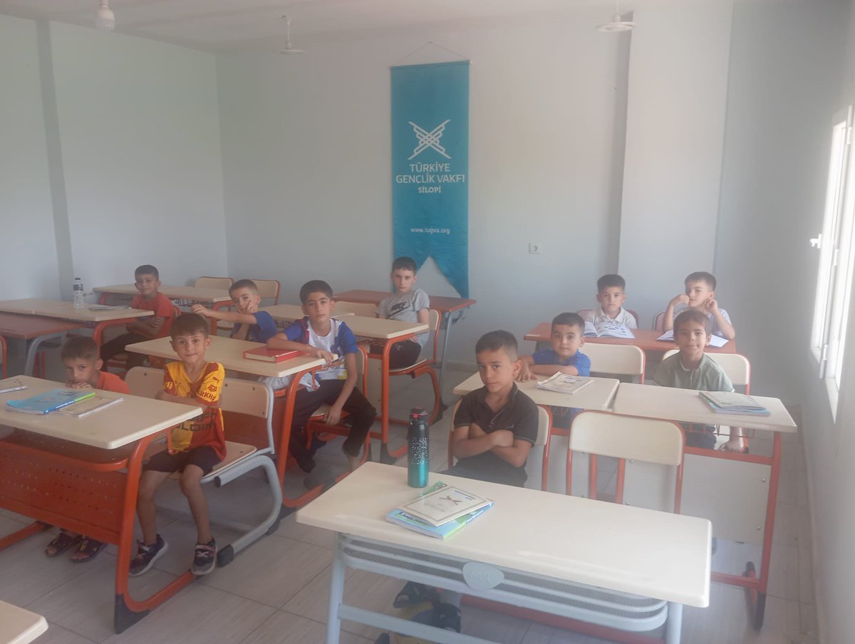 tugvasilopii's tweet photo. Silopi 

Tügva yaz okulları kapsamnında açılan kuranı kerim kurslarımız devam ediyor https://t.co/h09QZeJDKc