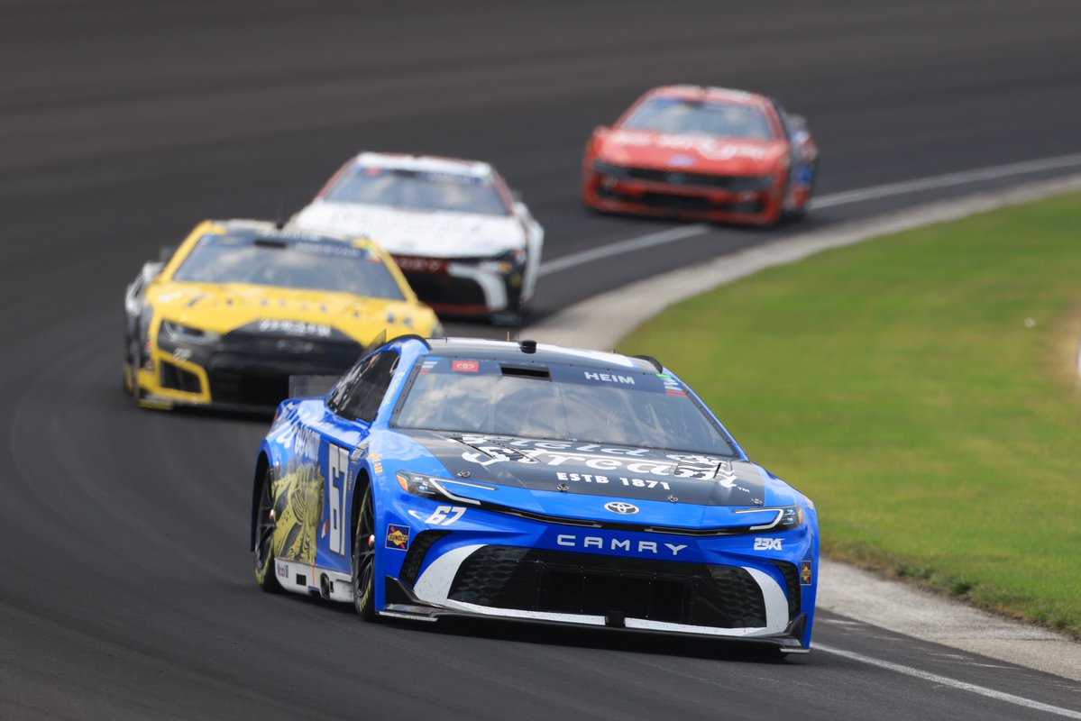 NASCARInsights's tweet photo. Corey Heim wins the Brickyard 400, the youngest winner of the race since Jeff Gordon in 1994 &amp; has now won two of his last three Cup starts.

He is also the first part-time driver to win multiple races in a Cup season since Davey Allison and Tim Richmond in 1987. https://t.co/jP731gR1GF