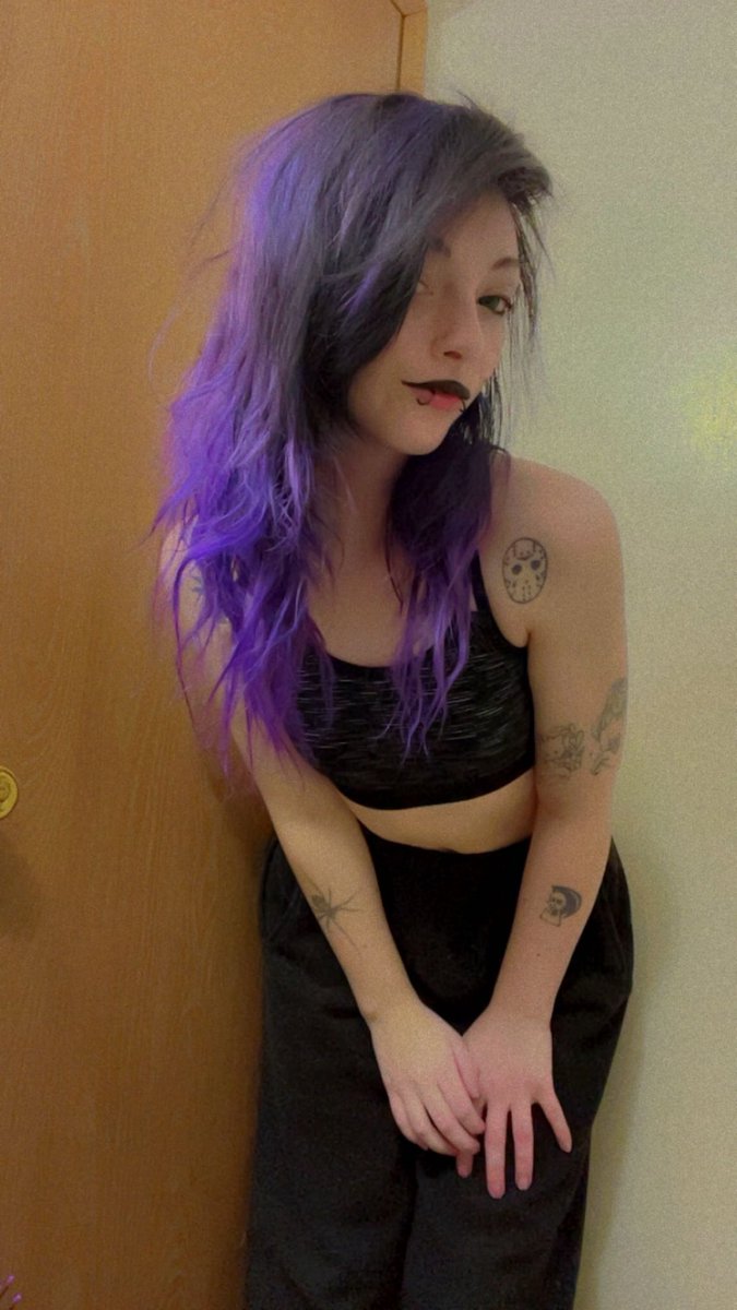 alexl0vecooki3z's tweet photo. My SUPER HOT and FULLY UNLOCKED Onlyfans is on sale for $7.99 till 08/01 😩 https://t.co/hFy4usxXwA