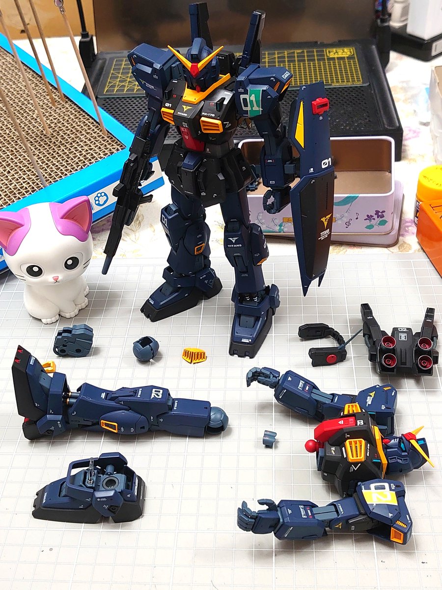 CosmotigerI's tweet photo. #MGガンダムマークII 製作中

皆様おはようございます☁️😃❗
昨日は色々用事があり、マークIIの組立はココまで😅
２機が並ぶ姿を想像したら、ワクワクしてきましたぁ～😆

本日もよろしくお願いします✨

#ガンプラ https://t.co/ICTGliRsHV