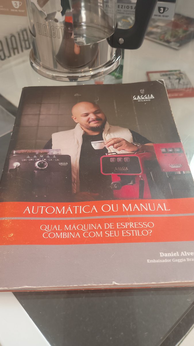 JonathanBarista's tweet photo. Que luxo, @chicobarney como garoto propaganda de máquina de café. 
Parabéns Chico, ficou ótimo! https://t.co/3UfXpIMVLN