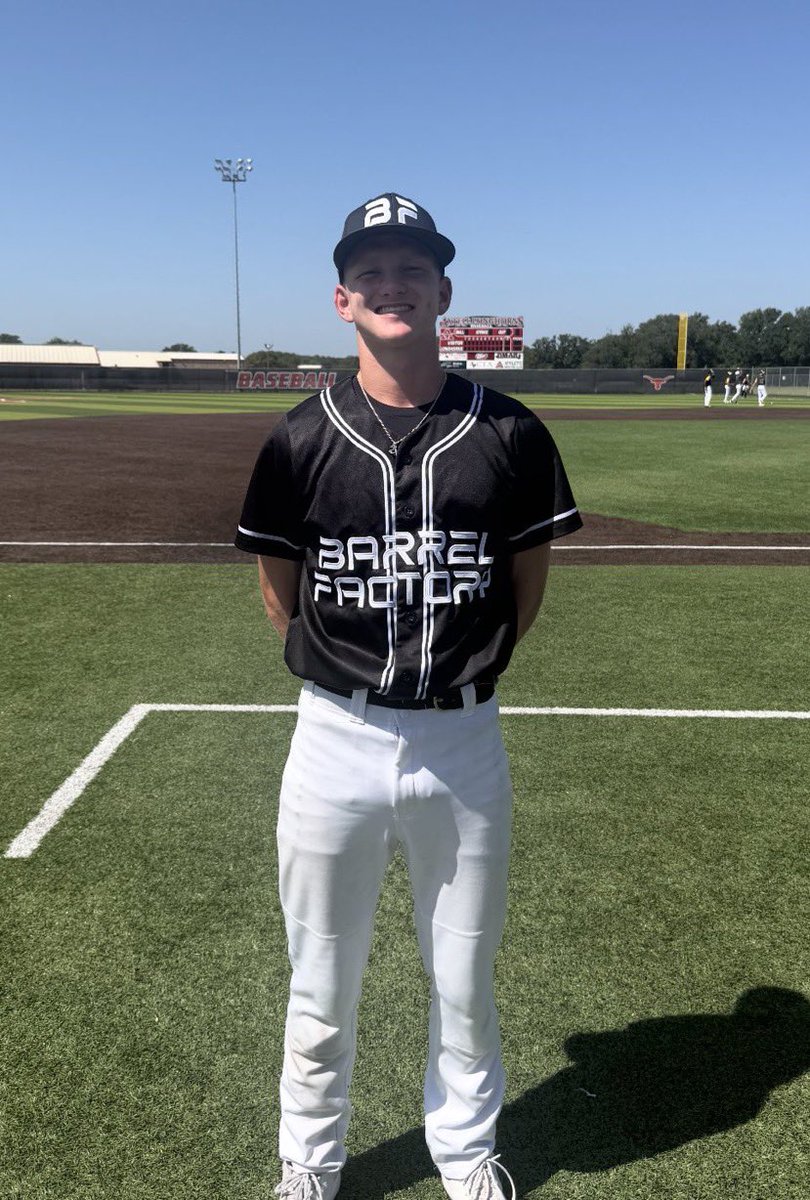 Camden_Webb2's tweet photo. Game 1: 2-4, 3 RBI’s, go ahead 2B in the top of the 7th for the win. Five Tool POG https://t.co/uCcq08UPJW