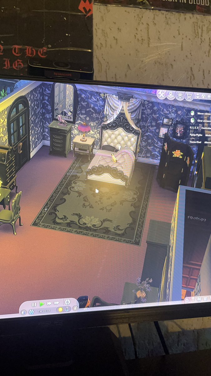 calcifermoon0's tweet photo. Meu quarto lindoo https://t.co/MFGqqRJ8MG