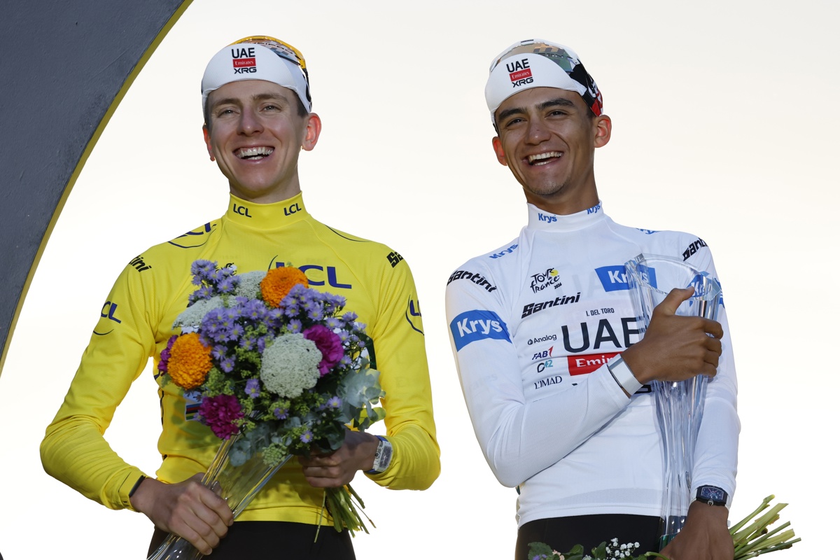 lopezdoriga's tweet photo. Histórico.

El gran @ISAACDELTOROx1 es el primer mexicano que llega al podio del Tour de Francia.

Con información de https://t.co/BjdELZkpfR https://t.co/HoWb44IvN2