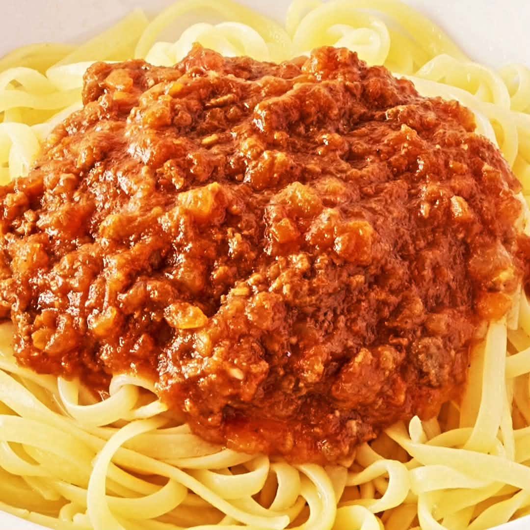 PastadeSmile's tweet photo. 残念なお知らせ
10月中旬を持って船橋東武百貨店から退店する事になりました😢
現段階では次の見通しが無い状況で、フォークダンス〜パスタ・デ・スマイルの１６年間で最大のピンチです。
何か良いチャンスがあればご連絡下さい🙇
退店までに自慢のパスタ食べに来てね‼️
#船橋グルメ #船橋パスタ https://t.co/6QkShXfJDm