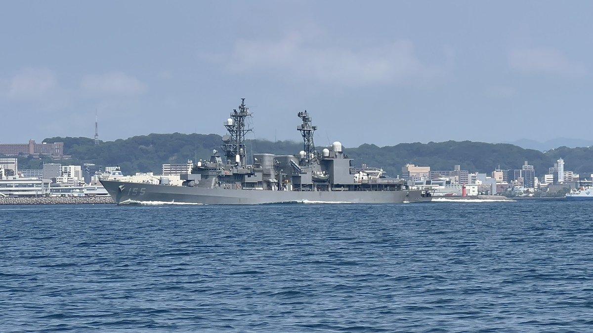 TSUBAME101's tweet photo. 鹿児島本港より、護衛艦はまぎり出港😎
ありがとうございました🙇‍♂️ https://t.co/jZSzxA9SUF