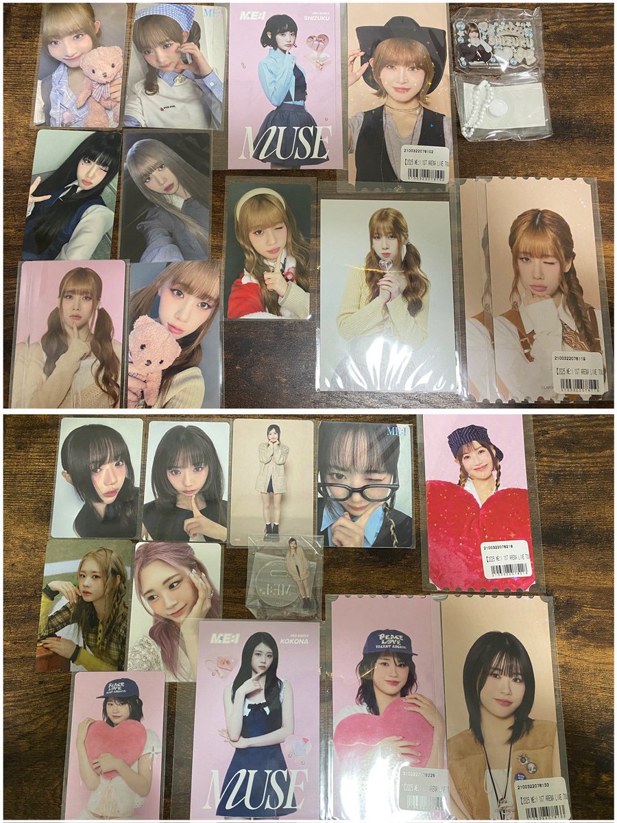 3iu_si2's tweet photo. ME:I WAY アリーナツアー グッズ 事前 トレカ 缶バッジ 交換

譲▷笠原桃奈、高見文寧、清水恵子、村上璃杏、山本すず、海老原鼓

求▷櫻井美羽(缶バッジ各種)

福岡両日手渡し＞＞郵送

🙆🏻‍♀️ツアーグッズ同士、(当方)過去物⇔ツアー、過去物⇔過去物
🙅🏻‍♀️(当方)過去物⇔ツアーグッズ
下に続きます↓↓ https://t.co/6rTF1lWybF