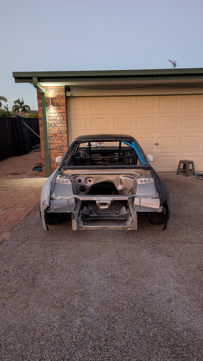 zakatouille's tweet photo. Cleaned everything out of the interior and removed the poly windows it came with. Removed the steering column and pedals.
Fitted the rear #326power coilovers and played around with some gussets and cage additions.
#Streetkarnage #S13 #Schassis #Onevia https://t.co/9ibzChADgK