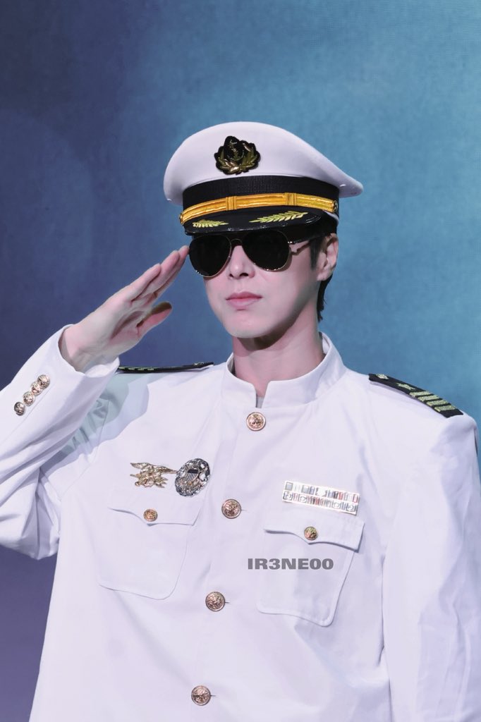 IR3NE00's tweet photo. 260727 Berriz Fansign

😙

 #유노윤호 #정윤호 #YUNHO #동방신기 #TVXQ #東方神起 #UKNOW #ユノ 
#TimesTickin #UKNOW_TimesTickin https://t.co/MjR5DKwFxy