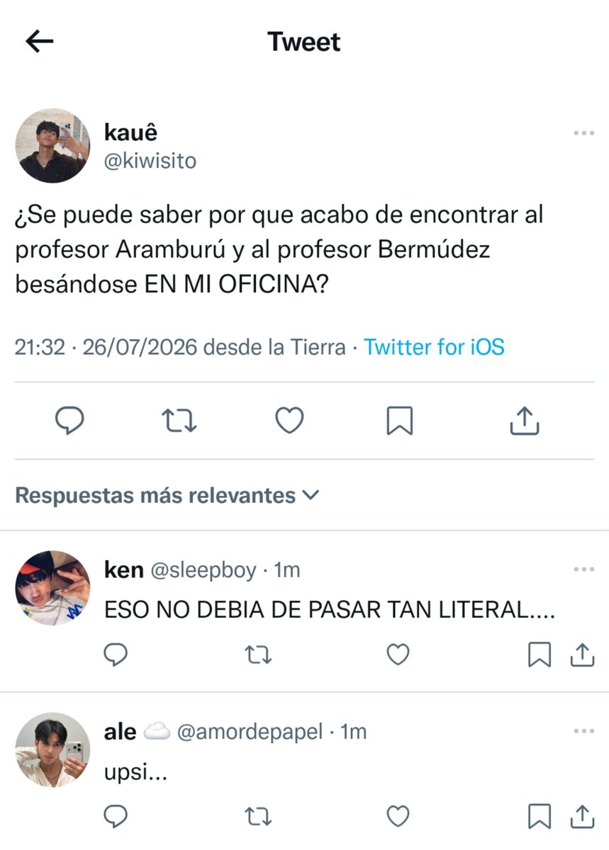 alebiaus's tweet photo. AU #ALEBI 

Ale y Gabi son profesores de Preparatoria que siempre han mantenido una rivalidad laboral 

o donde Kenneth solo quería sobrevivir al año escolar. En lugar de eso, terminó intentando que dos profesores rivales dejaran de pelearse y empezaran a ¿besarse? https://t.co/AbAW3t02bJ