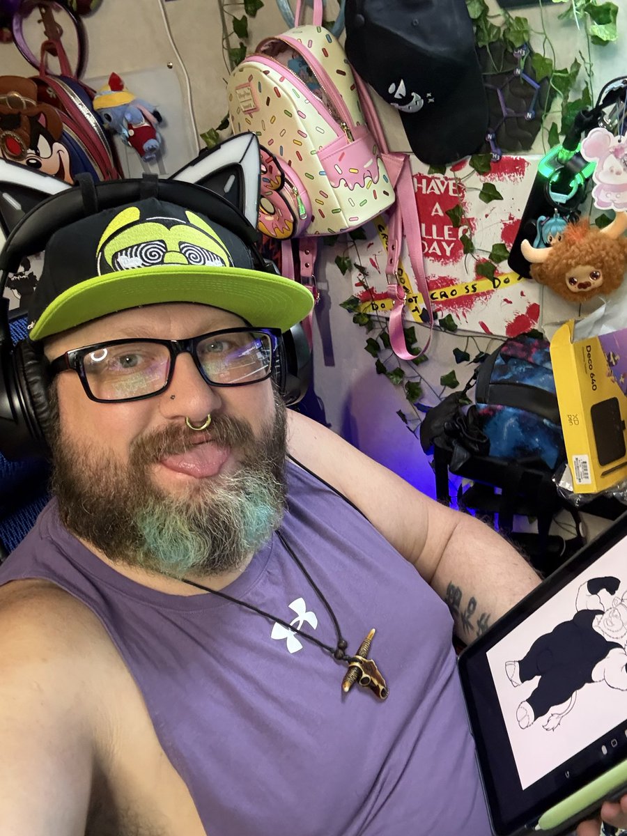 beefytorobyte's tweet photo. Jamming out and drawing https://t.co/epCWF0OyGV