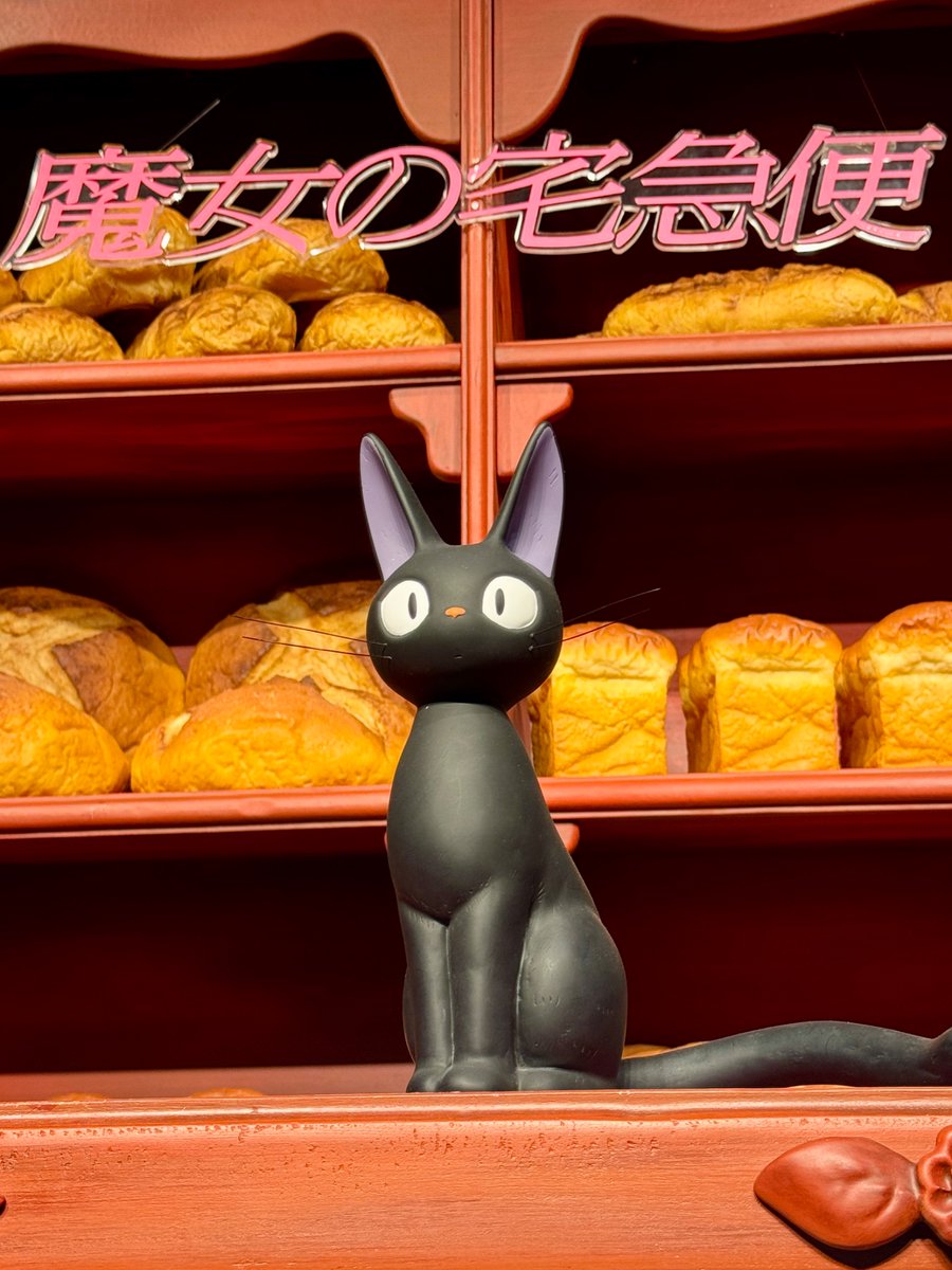 kinro_ghibli's tweet photo. 【山口展】山口県立美術館で、今日もジジとお待ちしています。
 https://t.co/uZspmB4gOH https://t.co/Gg3bypAoW9