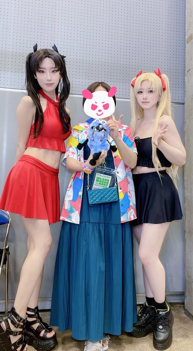 GRIZZRYPANDA's tweet photo. 昨日のワンフェス働きものウチの子たちです感謝
わたくしのこともついでに美白にしてくれました見てくれ
しばらくエレ乳が当たってました😌ｽｩ〜感謝 https://t.co/9LxD92EJpZ