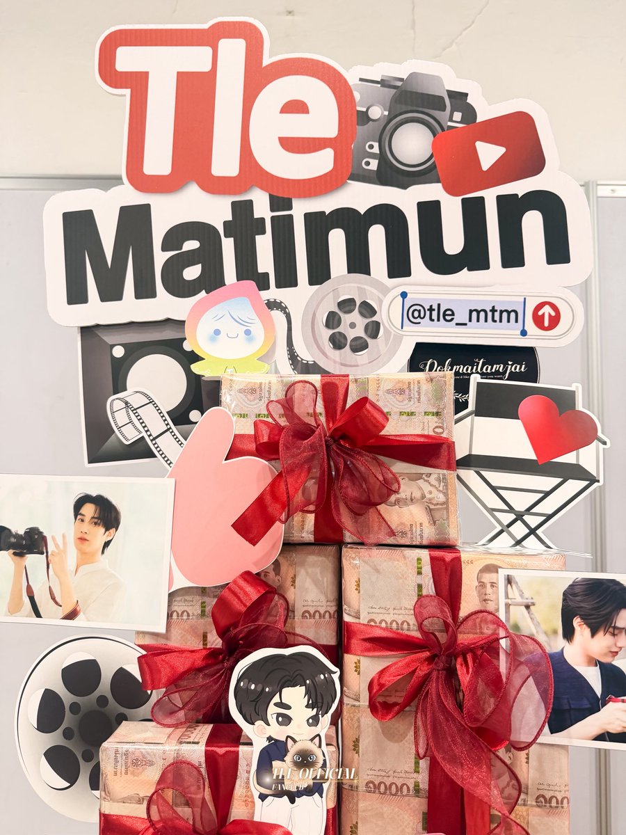 TLEOFFICIALTH's tweet photo. 🎁💚ช่อเงิน คุณอินทัช อนันต์เมฆา #SweetGiftforTle
for #Tle_mtm  #YourTuberSeries

ของขวัญสุดพิเศษจากพี่ ๆ ติดฝนทุกคนถึง  คุณอินทัช @TLE_mtm 🎬✨

 💸 กล่องของขวัญเงิน 100,000 บาท ✨

ของขวัญชิ้นโตนี้เป็นกำลังใจเล็ก ๆ สำหรับคนเก่งของพวกเรา ขอให้การเดินทางของ “อินทัช” เป็นอีกหนึ่งก้าวสำคัญที่พาผู้คนมากมายได้มารู้จัก “เติ้ล มติมันท์” มากยิ่งขึ้นนะค้าบ 💓

ขอได้ไดรับความรักล้นหลามทั้งพี่เติ้ล และ พี่อินเลย พวกเราจะคอยเป็นกำลังใจ และอยู่เคียงข้างทุกก้าวของการเดินทางครั้งนี้เสมอเลยน้าา ติดฝนเป็นกำลังใจให้คนเก่งนะค้าบบ รักมากมาก 💚

♬ ♡ @Tle_mtm #Tle_mtm 
#TLEOFFICIALFC ♪˚‧♬