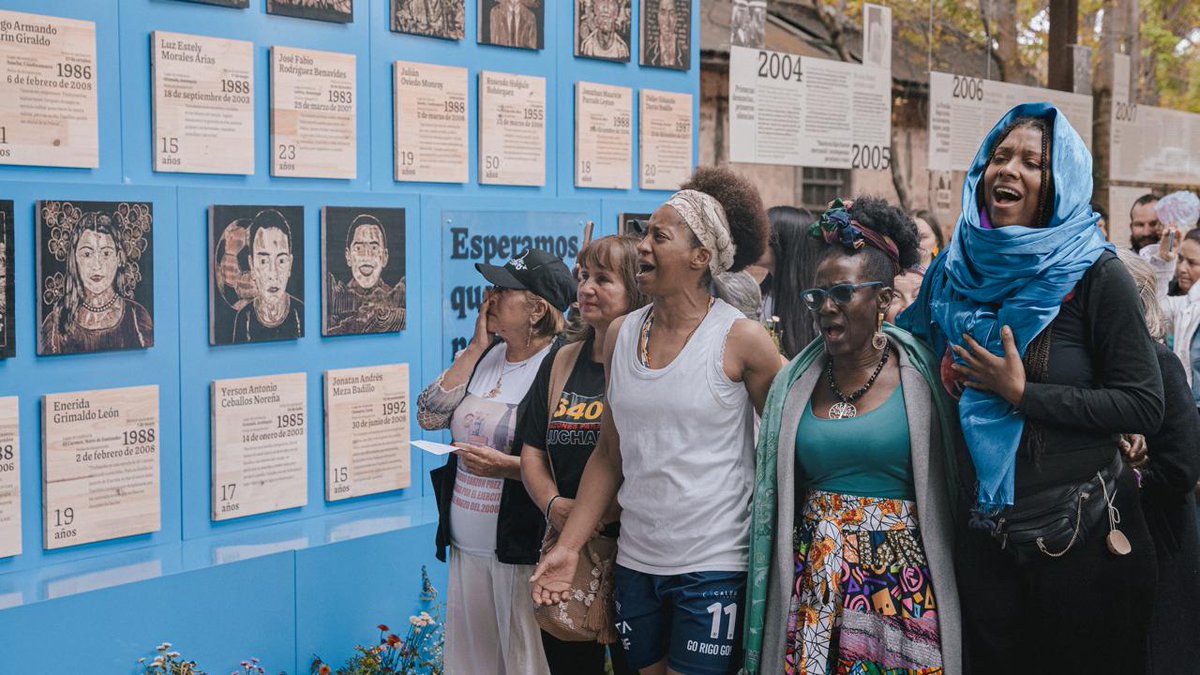 JEP_Colombia's tweet photo. El Parque Memorial '6402+ razones para no olvidar' avanza como una iniciativa liderada por las víctimas para preservar la memoria, dignificar a quienes fueron asesinados y desaparecidos forzadamente y fortalecer las garantías de no repetición.