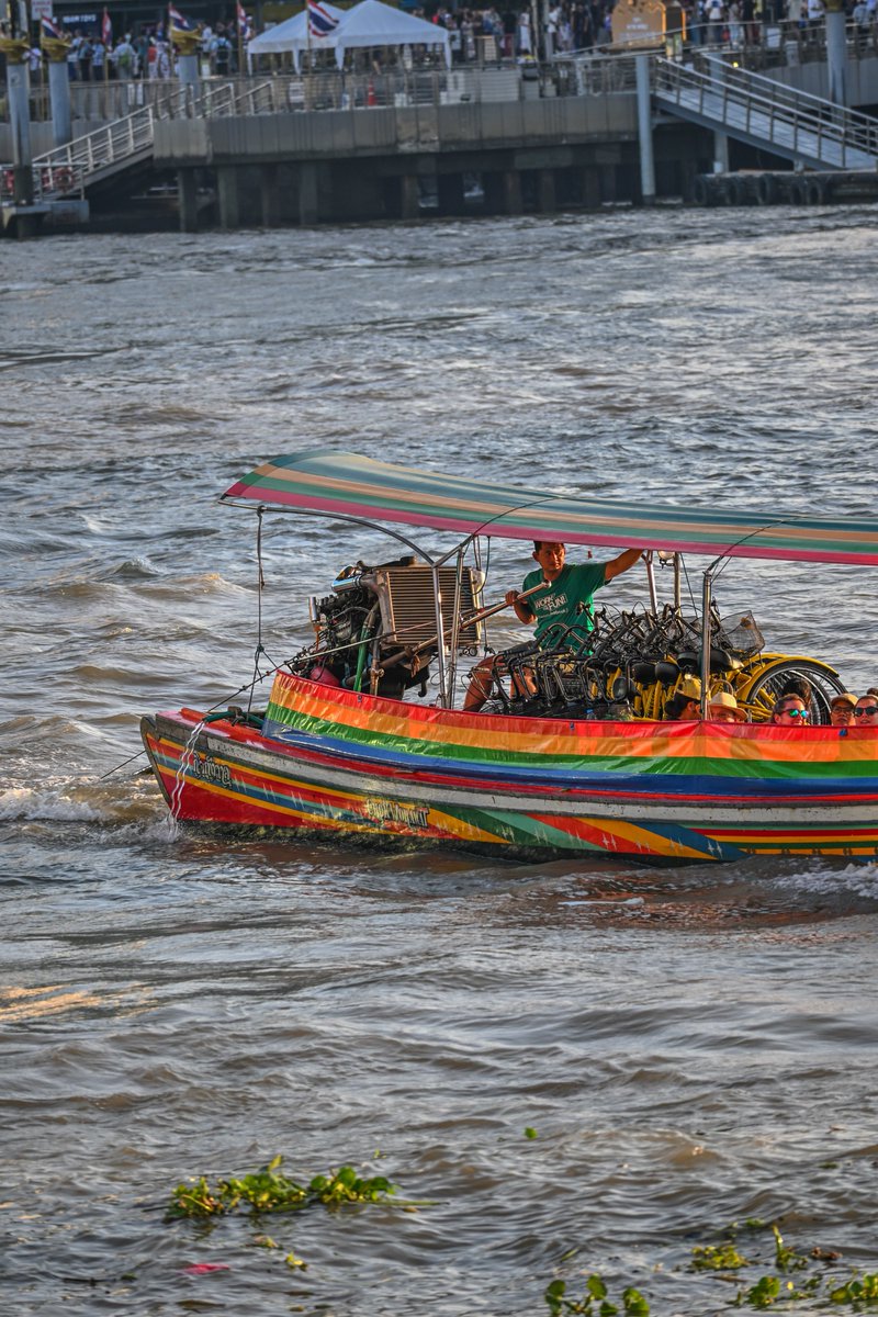 NatSornsamran's tweet photo. เรือหางยาวเตรียมเข้าเทียบท่าเพื่อส่งลูกทัวร์ ที่ท่าเรือริเวอร์ซิตี้ สี่พระยา
- Nikon z50ll https://t.co/YlNYQN1hZq