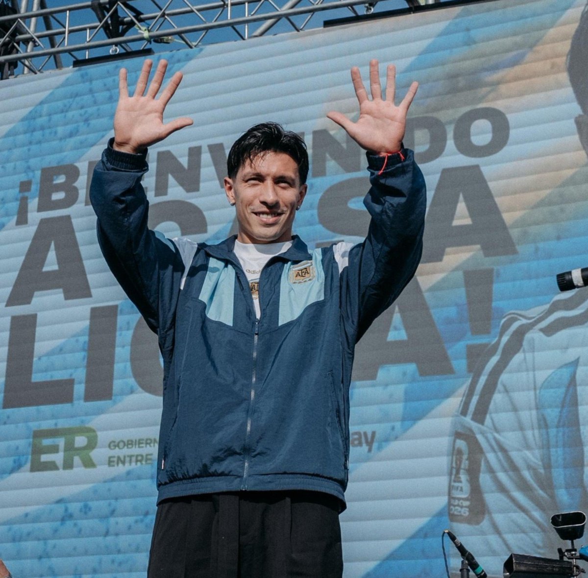 lotterush's tweet photo. tráiganme una urna https://t.co/yF0sRnF6we