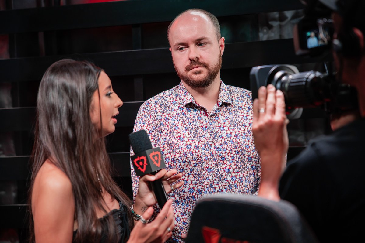 PolymarketVAL's tweet photo. 🎙️ 100T coach Nbs 🇱🇹 reveals 100T 🇺🇸 have been working with a communications specialist:

"We've been working for a couple of months with a performance coach. 

Her name is Michelle [@pocketpsych], she's from Australia, and she's a comms specialist. 

She's been helping us a lot making sure the comms are clean, that we have good agent names, that we don't double or triple comm. One of the reasons our comms are elite level."

W org!!

[@EntreeInterview]