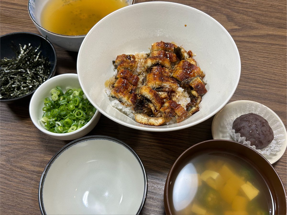 ToTemOneMutal's tweet photo. 昨日　家ひつまぶし https://t.co/ehEXYflkwa