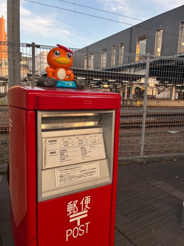 terawo7's tweet photo. "おどらまいかよ多治見の駅で　四本柱を中にして"

昨日は多治見駅北口、虎渓用水広場での踊月夜さんの踊りに。
前回より多少涼しく多少広めで多少踊りやすかったです。何よりビールが売ってた。
ついてくついてく、手毬唄の良曲。
モザイク音頭、踊れる人多数！！

ダンスパフォーマンス良かったなと https://t.co/q75nEE5zyx
