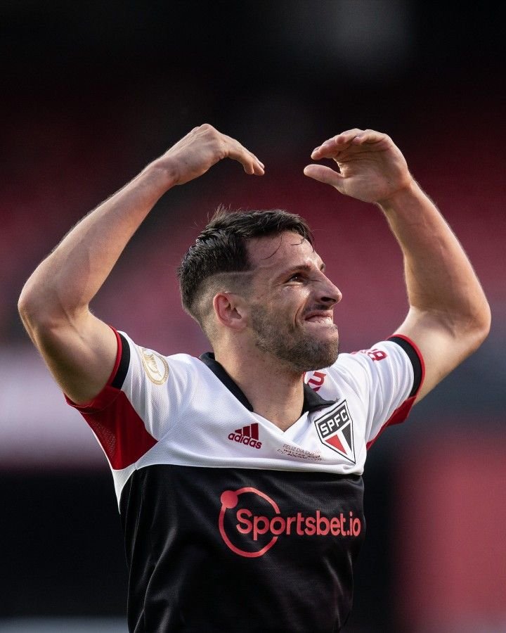 lusca4m's tweet photo. ELE. DE CABEÇA. NAQUELE GOL. CONTRA ELES.

JONATHAN CALLERI É PAI DO FLAMENGO. https://t.co/Q65HQpm6Hx