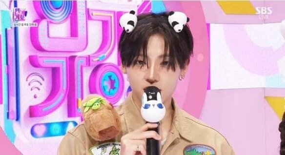 19wons's tweet photo. 260727 sangwon inkigayo special news article 

"alpha drive one junseo and sangwon shine as 'inkigayo' special mcs stable hosting"

"ald1 junseo and sangwon shine as 'inkigayo' special mcs captivating fans hearts"

"alpha drive one junseo and sangwon show off 'bright chemistry' as inkigayo special mcs"

junseo and sangwon appeared as special mcs on the sbs inkigayo broadcast on the afternoon of july 26th making their presence known by showcase their stable hosting with extraordinary chemistry

appearing in an amusement park concept junseo and sangwon led the atmosphere with bright and lively energy right from the start. the two added vitality to the program with their natural hosting and smooth chemistry

they radiated a friendly charm while engaging in delightful talks with the artist performers, stably pulling off their roles as special mcs and leaving a strong impression from the viewers

🔗 https://t.co/QmeOuV5QcL
🔗 https://t.co/Fl5FIqD0wj
🔗 https://t.co/5d79p8MMw8

#상원 #SANGWON #ALPHADRIVEONE
