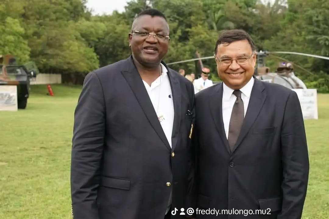 MukenaEngage's tweet photo. CÔTE D’IVOIRE : RETROUVAILLES AVEC GEORGE SERRE, AMBASSADEUR DE FRANCE À ABIDJAN, ANCIEN AMBASSADEUR DE FRANCE EN RDC ! https://t.co/bRIvOF08HW https://t.co/vXLOSoOQEn