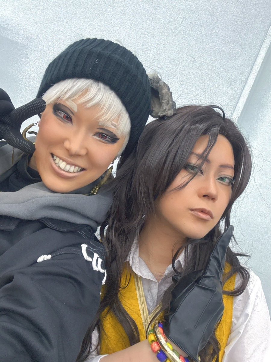 tarako15511's tweet photo. おじたん！！！
お誕生日おめでとうございます🎉🎈🦁🎉
(今年の池アコの時の✌️  
　　　　　　　　じゅん🦦を添えて) https://t.co/HSa9QhBNcT