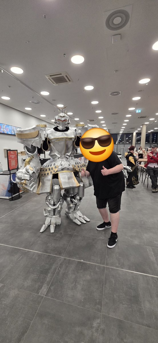 Demonore1's tweet photo. @YoinktheYoinker Thank you so much :D!! Your cosplay is so amazing!! https://t.co/EOvg7t7JGg