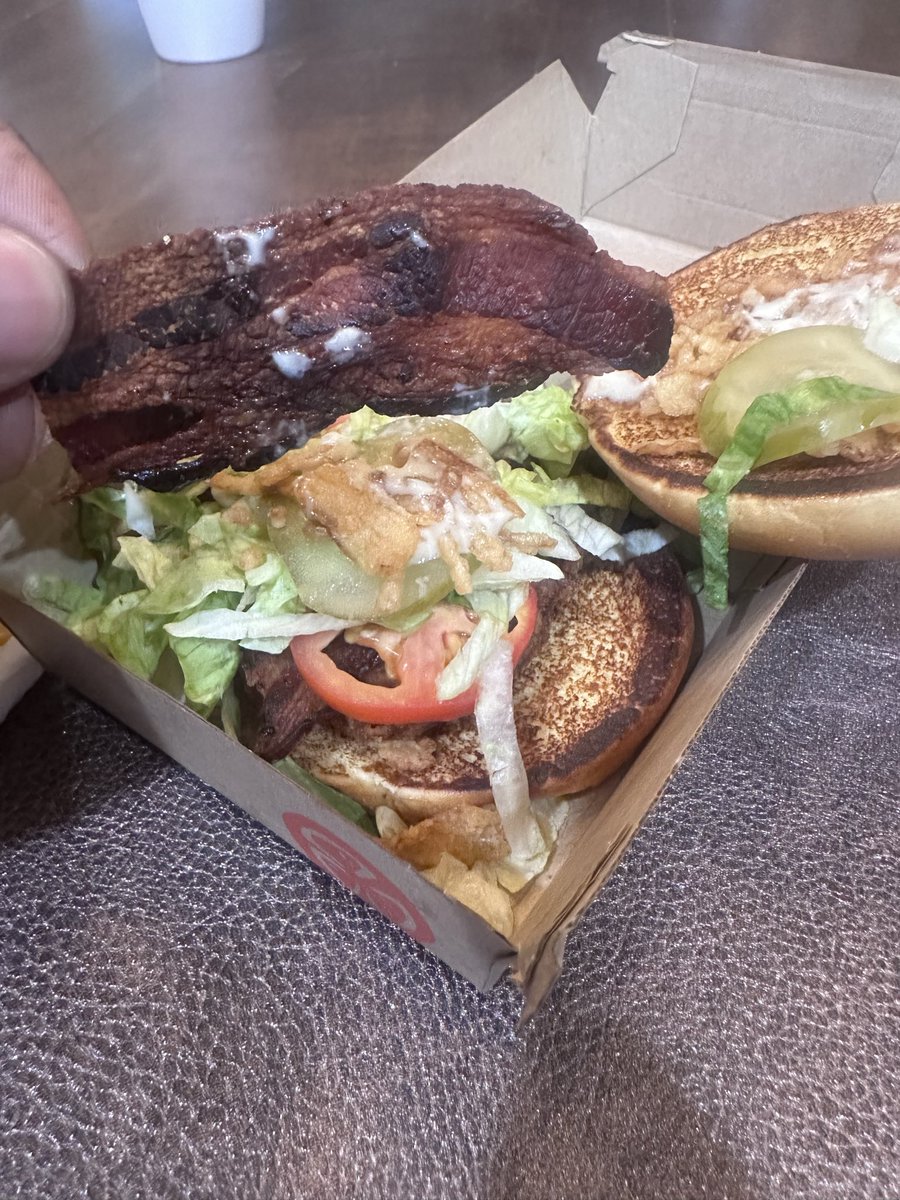 SeriousEntPromo's tweet photo. @McDonalds store #14127 serve me this trash today. I had to throw it away after I got home and saw how it looked brunt beacon over cooked chicken. @McDonalds has a standard so I thought. I won’t be giving this another shot at all. #dobetter https://t.co/3ZMjw2sjXY