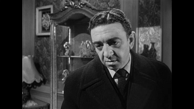 algocinefila's tweet photo. El vampiro negro (1953) 
Dir. Román Viñoly Barreto https://t.co/SkGtNUdISC