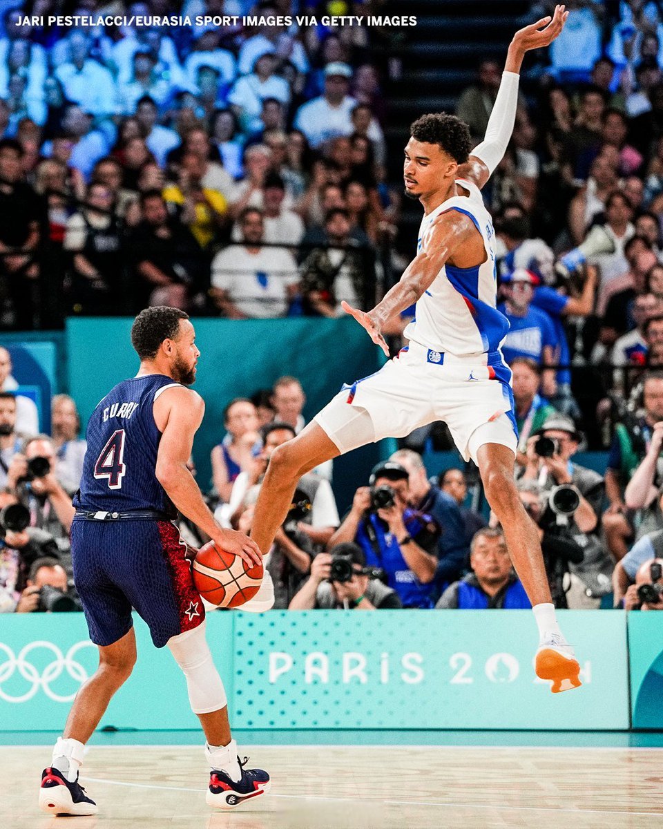 MinaAltoz5d's tweet photo. Game-winning shot hits the net as the buzzer sounds—mission absolutely nailed. https://t.co/EbZ141pyBq