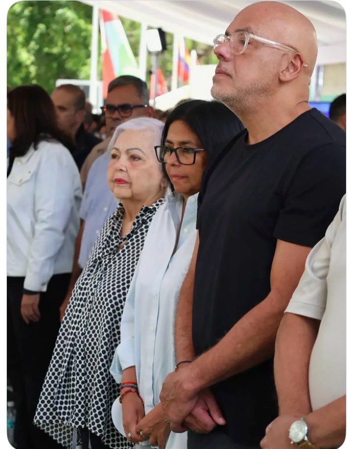 ROSINACALCINA3's tweet photo. Rodrigato celebra 50 años de la muerte de Jorge Antonio Rodríguez. Secuestrador de William Niehous, ejecutivo de Owens-Illinois en Vezuela. Y todavía lo venden como “héroe de la Patria”. Arrestado en julio de 1976 por la DISIP. Su padrastro el Chacal preso en Francia.
@freddyzur https://t.co/gStx9VsrZ6