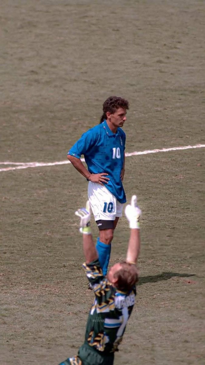FamousWall06's tweet photo. ♠️ Little #Buddha 
If U Like it, Please Support Me
#football #fifa #eufa #ucl #soccer #world_cup #sport #work_out #workout #portrait #baggio https://t.co/H7ca9iod6Q