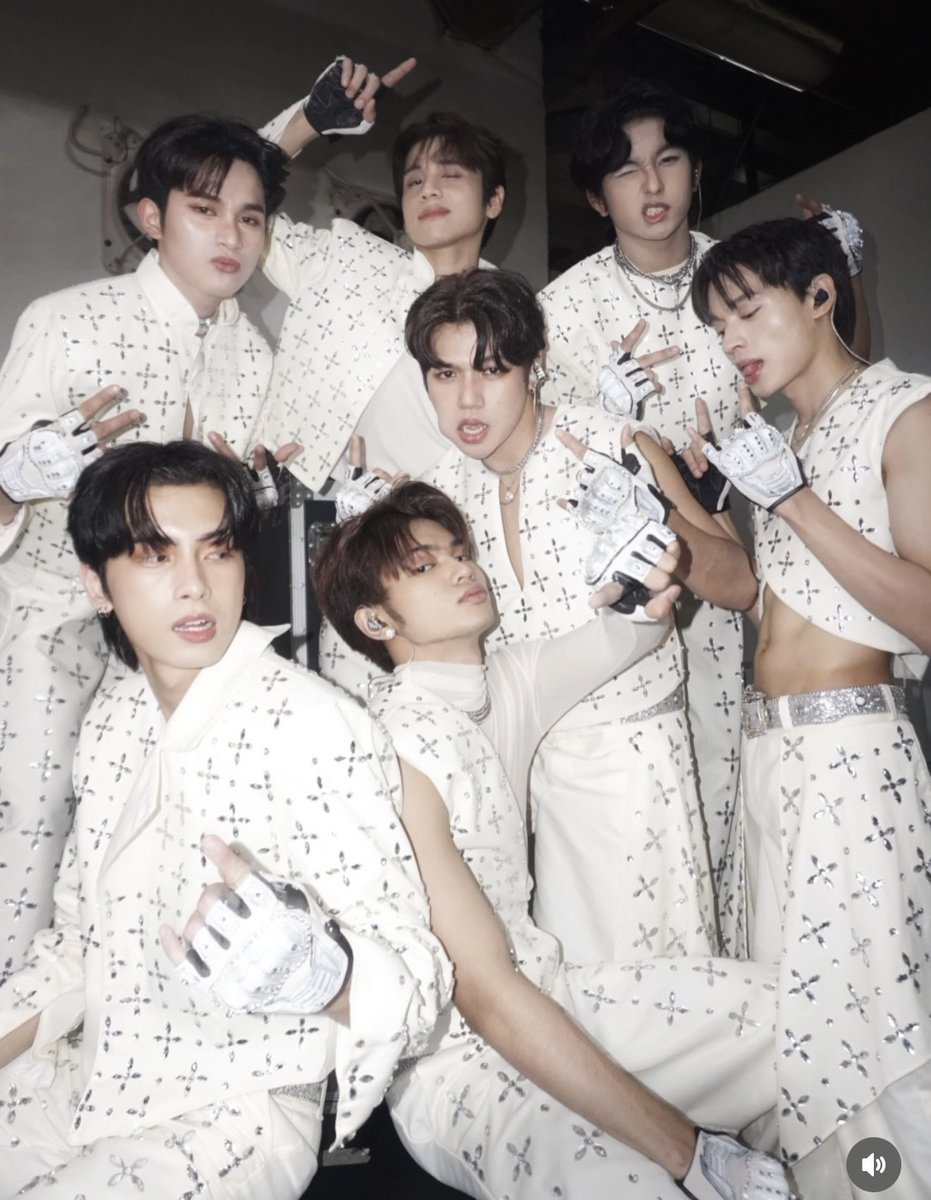 Hori7onVinciCat's tweet photo. The only Ppop groups included in the list… 

1. Bini
3. SB19
17. Hori7on

#HORI7ON #호라이즌 
@HORI7ONofficial
@HORI7ON_twt https://t.co/ozvYpOa1Wy