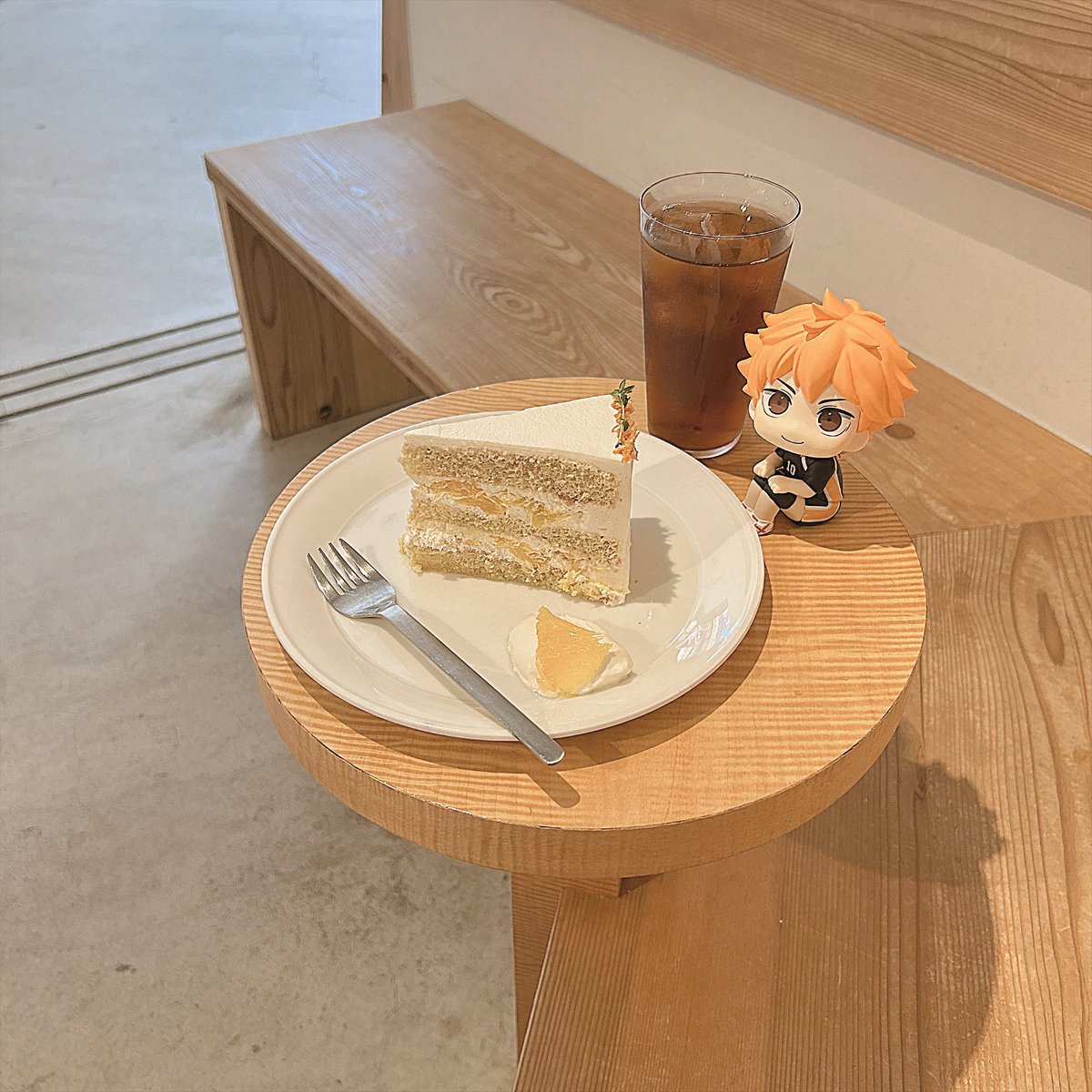 zu_515's tweet photo. 夏だね🍊🌻 https://t.co/d2c9DW9IhQ