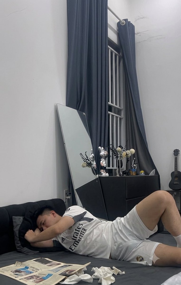 19vp0's tweet photo. có ai như tui không sáng nào cũng vậy😂😂 https://t.co/IaOezweWI5